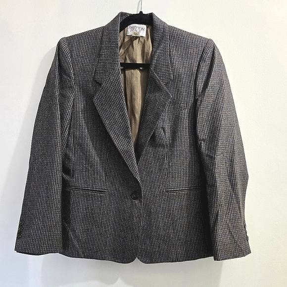 Women's Wool Gray Plaid Lined Blazer size 8P - Picture 15 of 15